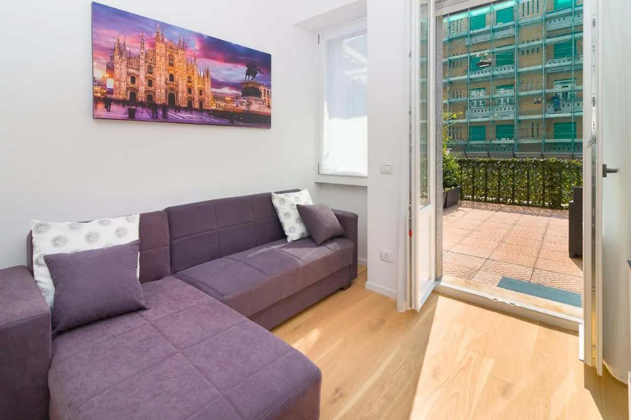 Appartamento Bright Terrace In Milano 0*,