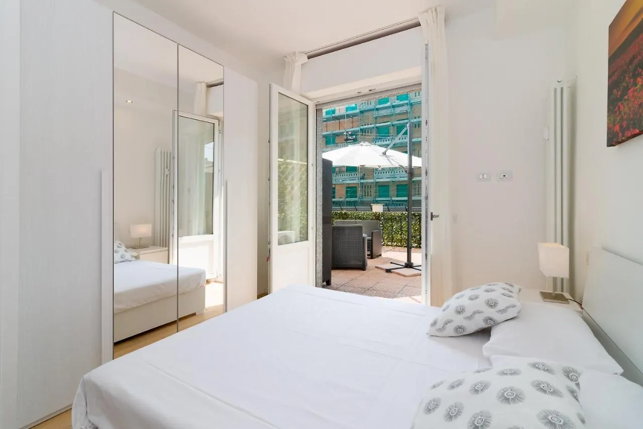 Bright Terrace In Milano Eleganza E Relax Apartamento
